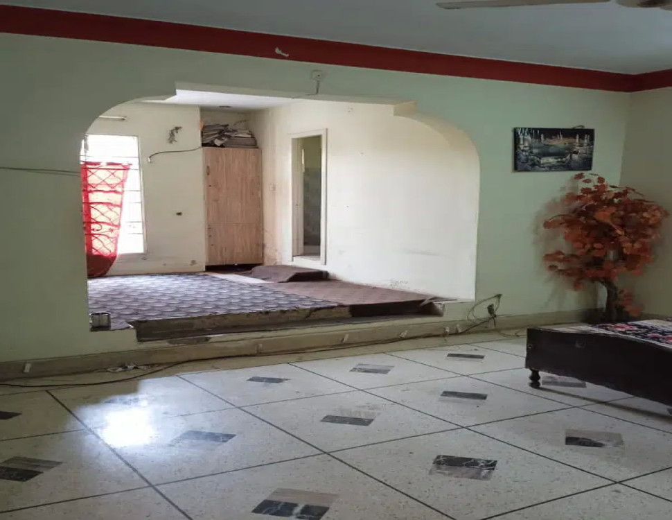 House Available For Rent College Road Near Woman University Madina Town Faisalabad