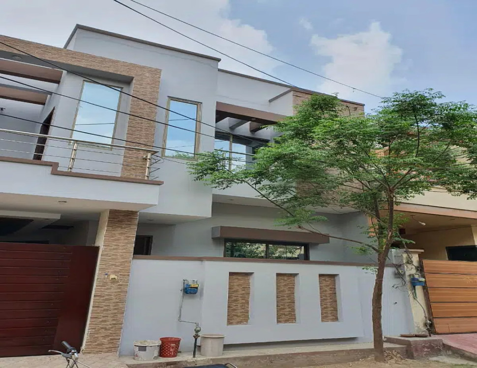 Eden Garden Society Boundary Wall Canal Road Faisalabad 5 Marla Double Story House For Sale 4 Bedrooms With Attached Bathroom's